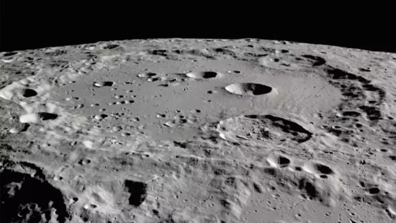 50 yıl sonra yeniden! NASA astronotları tarihi Ay görevi için son durağa ulaştı...