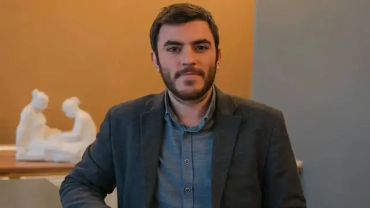 Gazeteci İsmail Arı gözaltına alındı!