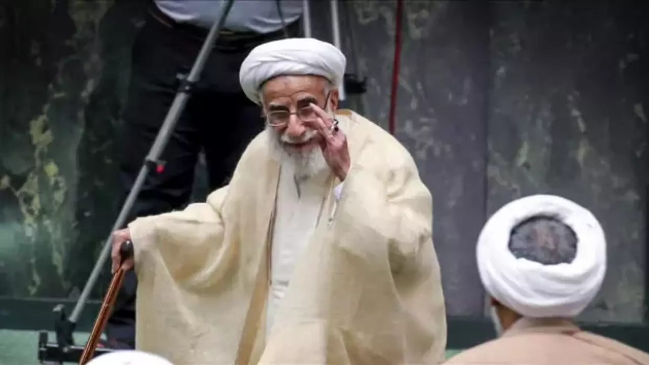 İran'ın kilit ismi öldü mü? Açıklama geldi