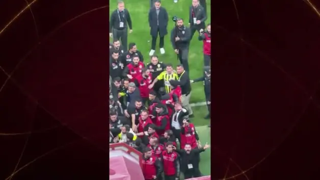 Mert Hakan Yandaş, polisle tartıştı