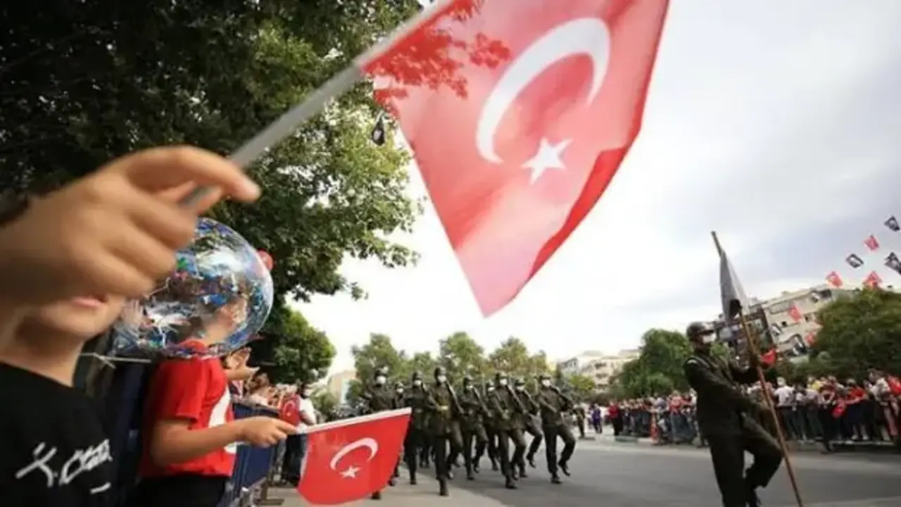 30 Ağustos 2026 hangi güne denk geliyor? Resmi tatil takviminde pazar detayı