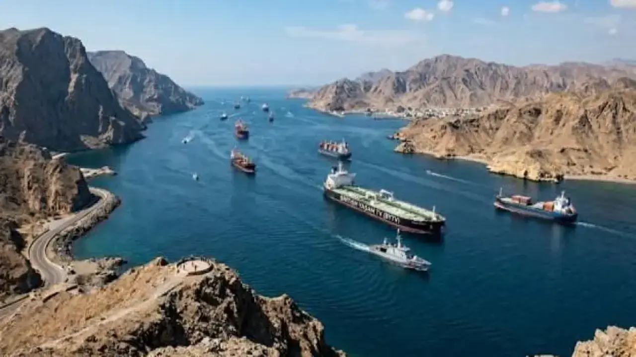 ABD-İran anlaştı: Hürmüz'de düğüm çözüldü: Trafik hızlandı! Petrolde 60 dolar beklentisi