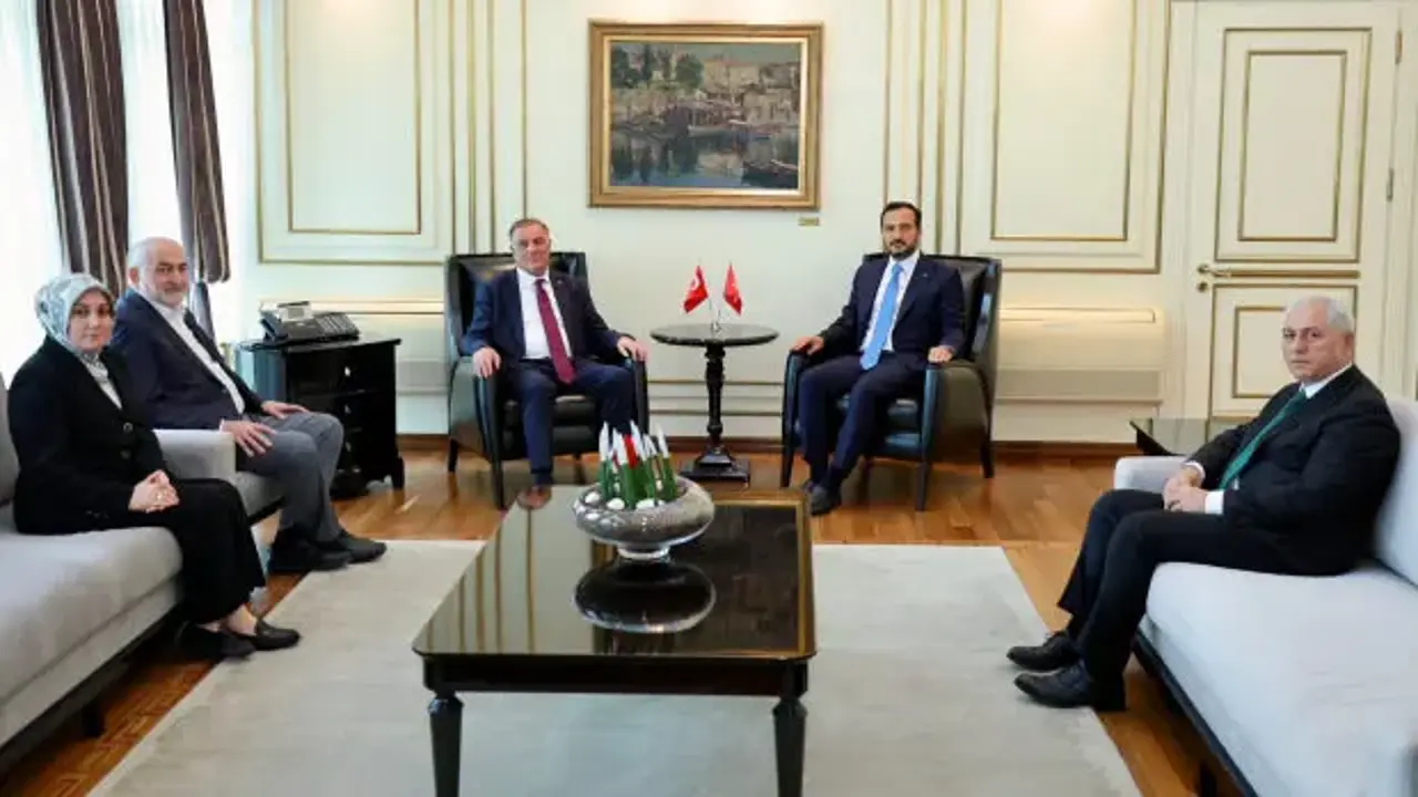 Abdullah Özdemir'den İBB Başkanvekili Nuri Aslan'a taziye ziyareti