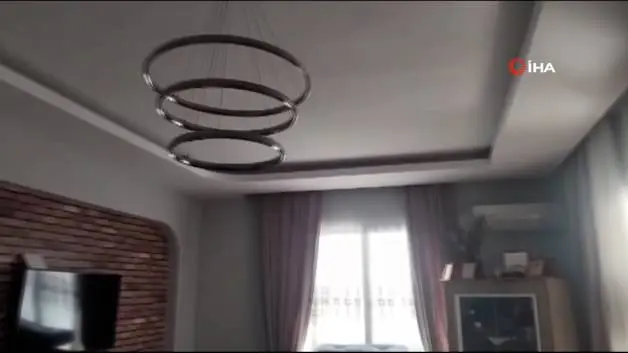 Adana ve Osmaniye'deki deprem anları kamerada