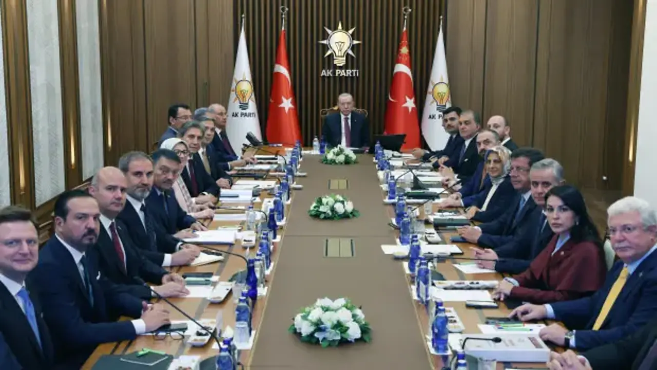 AK Parti'de MYK toplandı