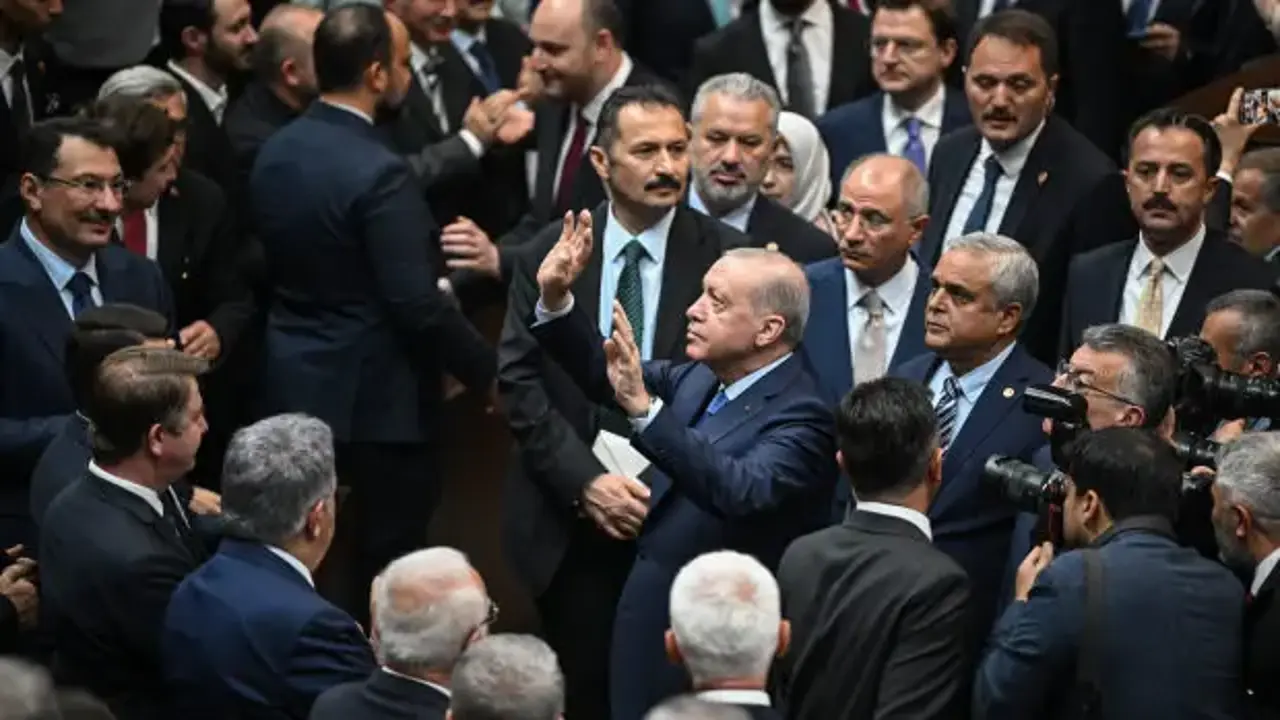 AK Parti’den “Terörsüz Türkiye” sürecine net mesaj! Öcalan detayı dikkat çekti