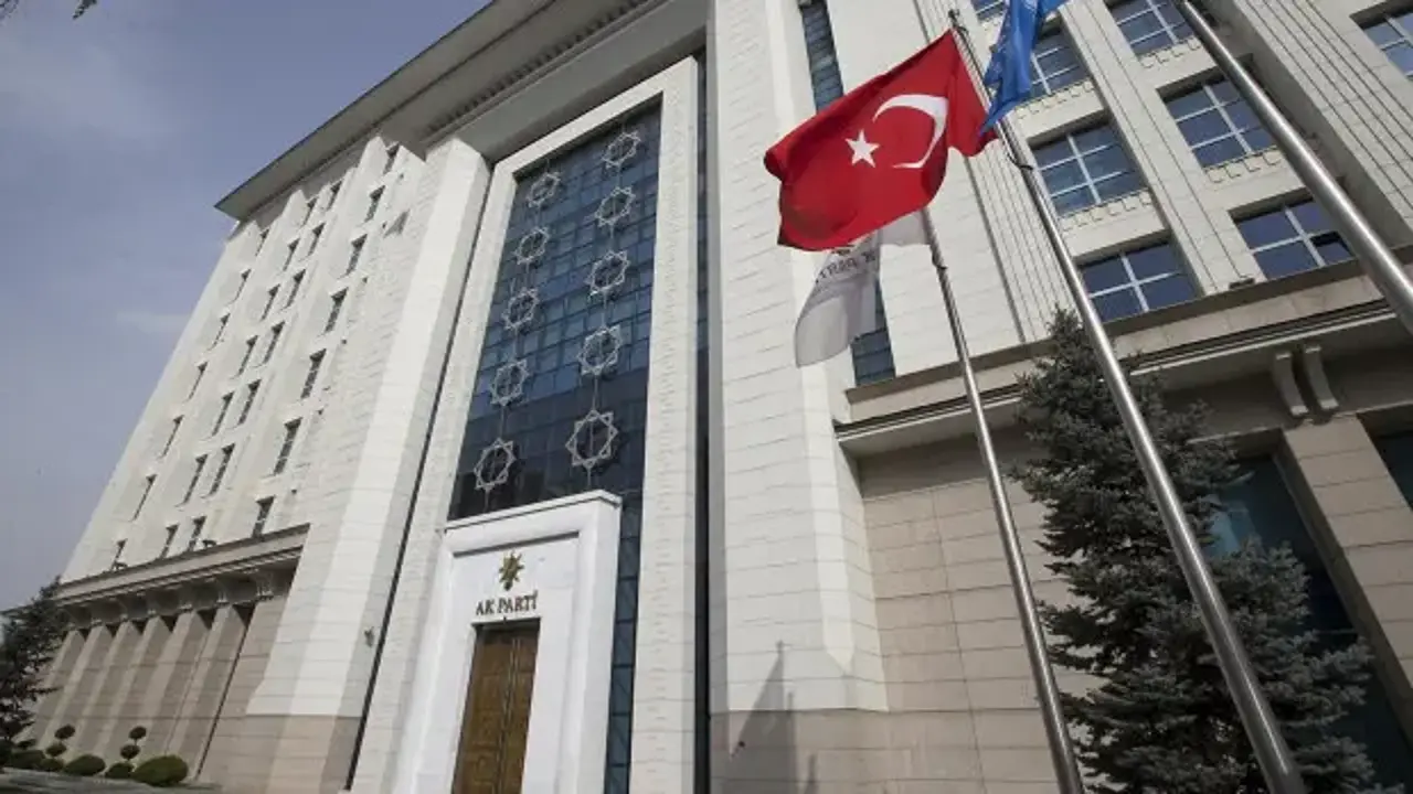 AK Parti'den 'Terörsüz Türkiye' yazısı: 'Af ya da pazarlık süreci değildir'