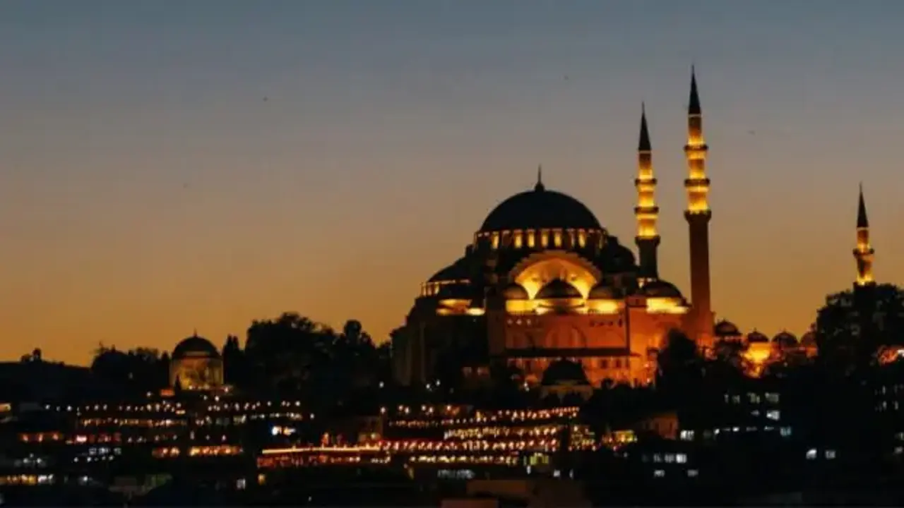 AKRA’dan Mevlid Kandili ve Rebi’ül-evvel ayına özel yayınlar