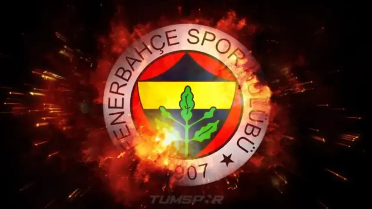 Almanya'dan Fenerbahçe'ye! Milli futbolcu imzayı attı