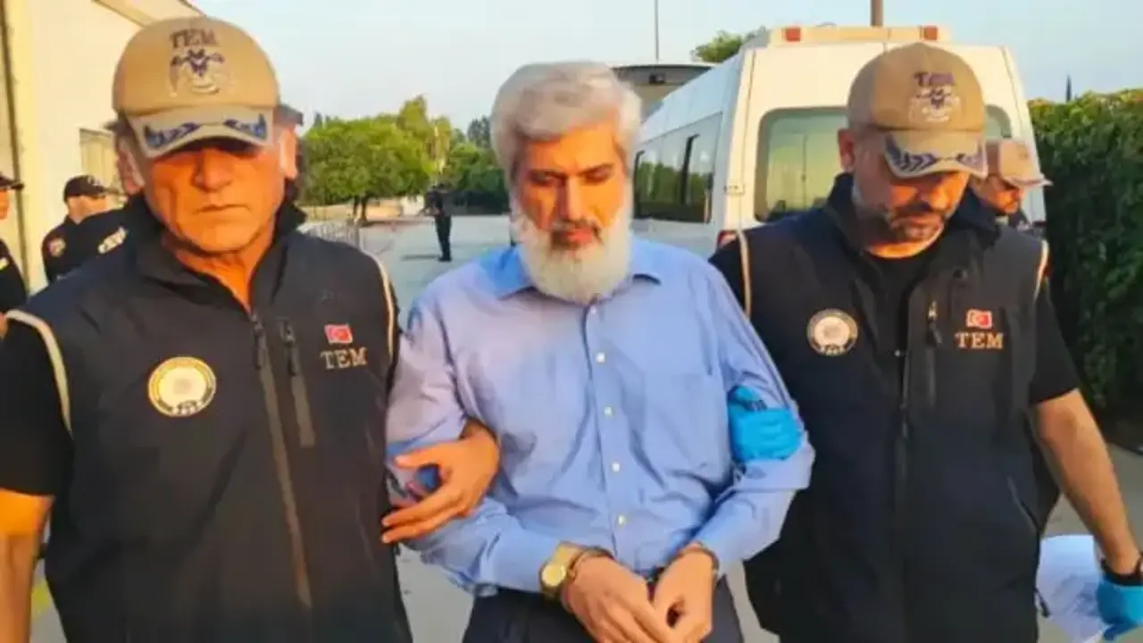 Alparslan Kuytul operasyonuyla ilgili provokatif paylaşım yapan öğretmene soruşturma
