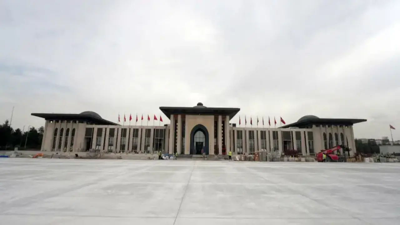 Ankara Havalimanı rekor sürede açıldı: Dünyanın gözü burada olacak!
