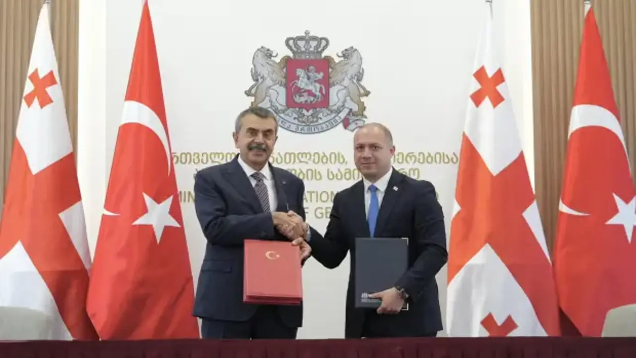 Ankara-Tiflis hattında önemli imza!