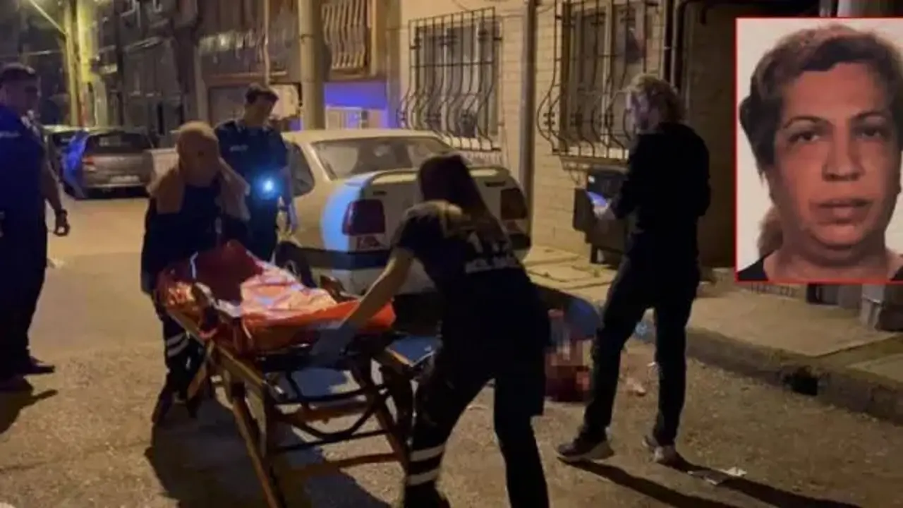 Annesini bıçaklayarak öldürdü!