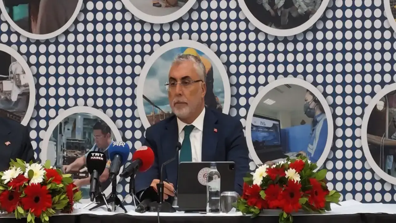 Bakan Işıkhan: Yeni istihdam modelleriyle işsizlik oranı düşecek!