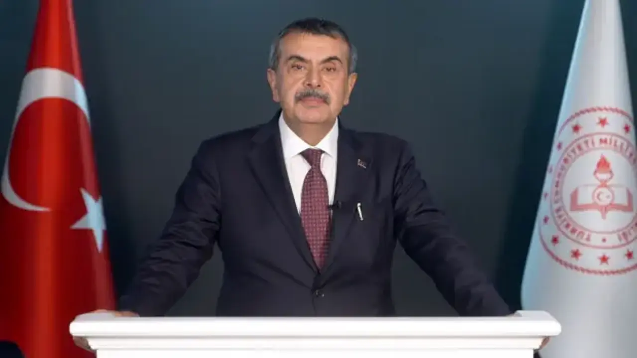 Bakan Tekin'den 15 Temmuz mesajı