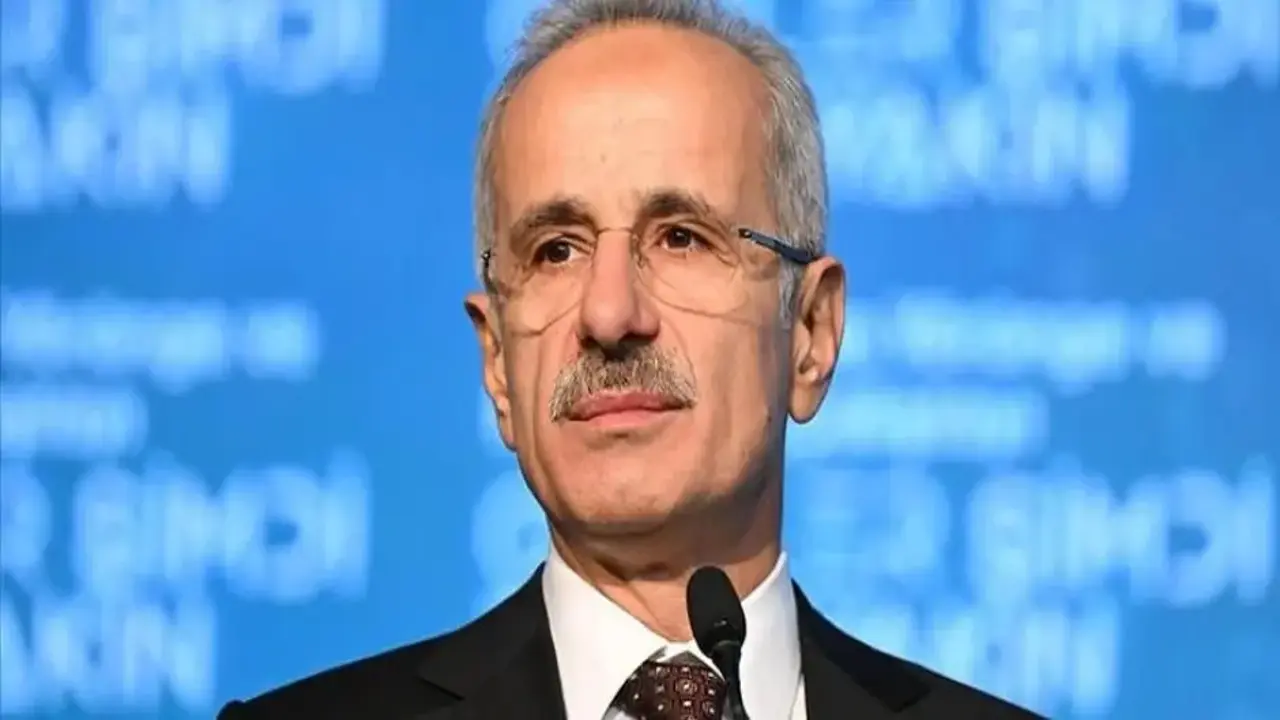 Bakan Uraloğlu, Alman mevkidaşı Schnieder ile bir araya geldi