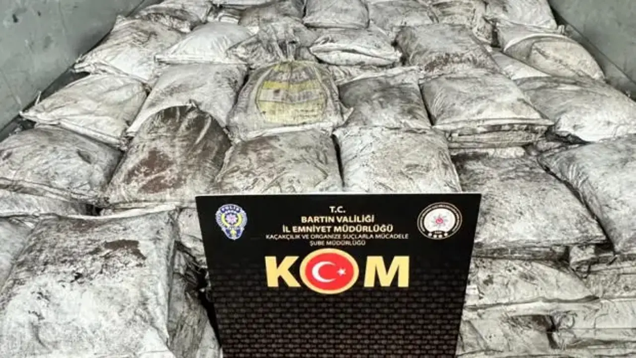 Bartın’da 800 bin dolarlık satış planına darbe: 8 ton ele geçirildi