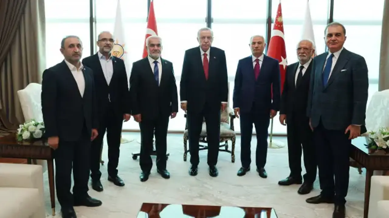 Başkan Erdoğan, HÜDA Par liderini kabul etti