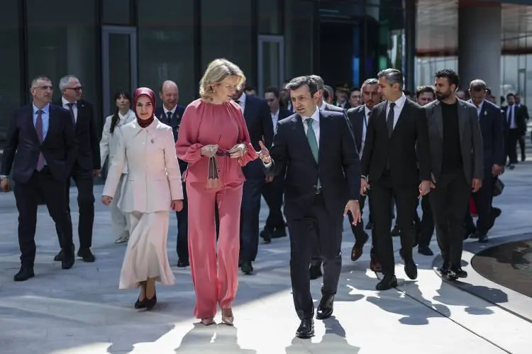 Belçika Kraliçesi Mathilde, Baykar'ı ziyaret etti