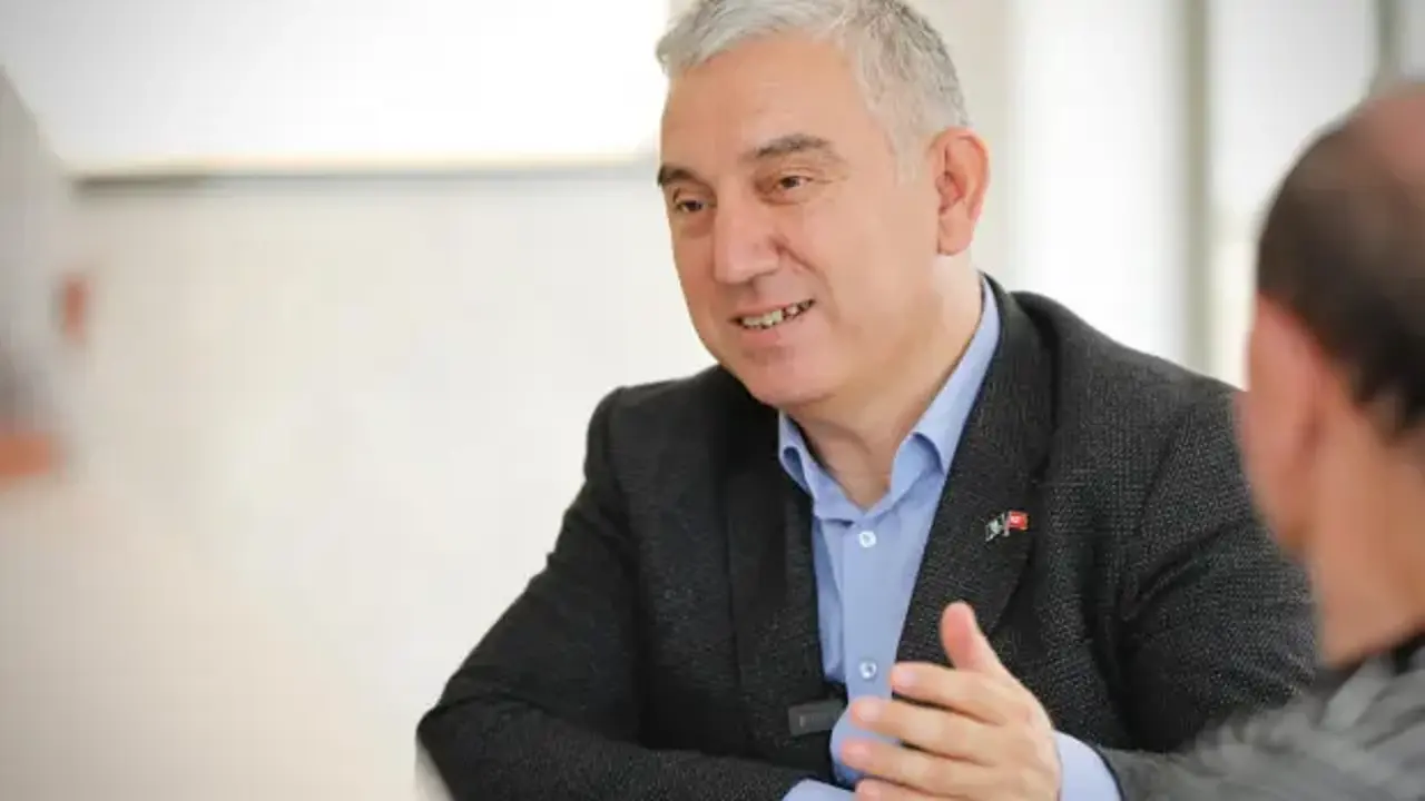 Bergama Belediyesinde kermes krizi: CHP'li başkandan personele 'isim listesi' tehdidi