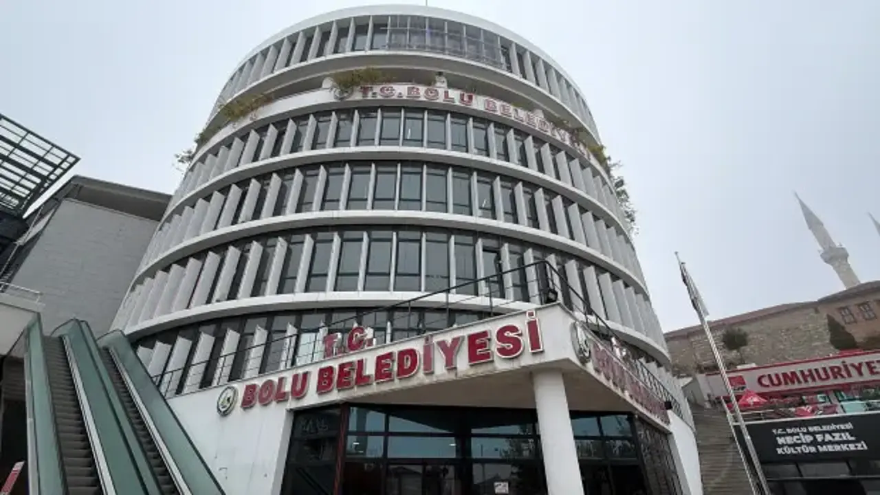 Bolu Belediyesi'ne 'yeni dalga' operasyon! Başkan Yardımcısı da gözaltına alındı!