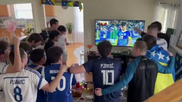 Bosna Hersek taraftarları, Dünya Kupası’na gidecekleri penaltı öncesinde tekbir getirdikleri anlar gündem oldu