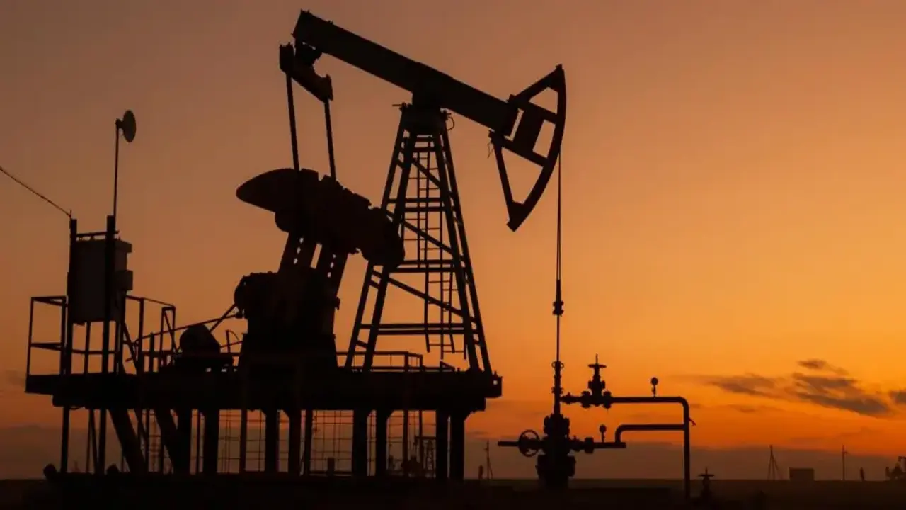 Brent petrolün varili 72,75 dolardan işlem görüyor