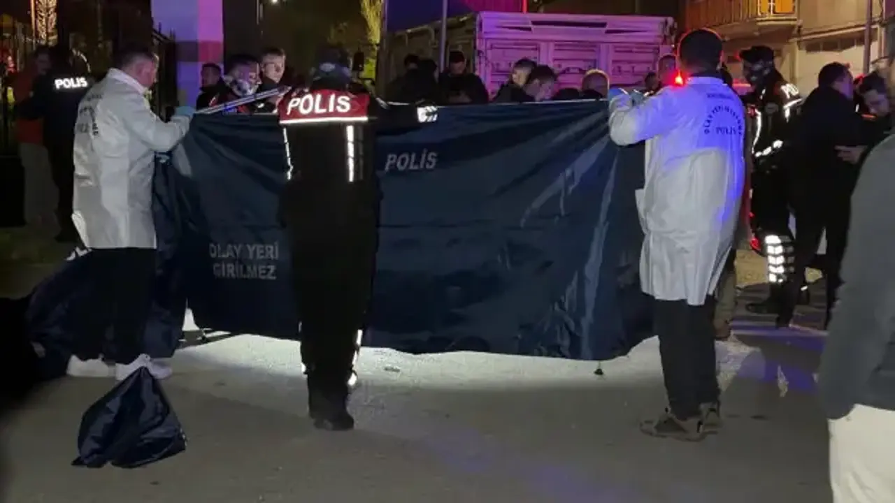 Cami önünde infaz! Başından vurulmuş halde ölü bulundu