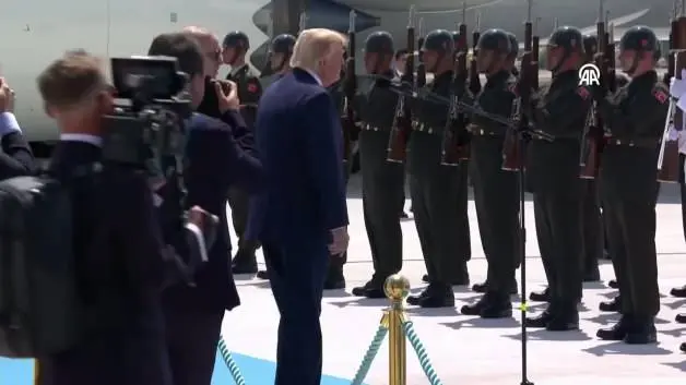 Cumhurbaşkanı Erdoğan ve Trump’ın kahkaha attıkları anlar gündem oldu