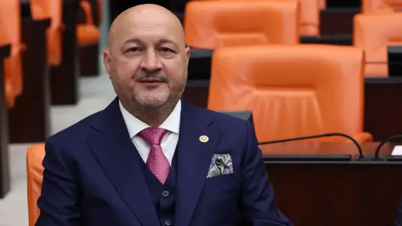 Deprem bölgesinde özel okul öğrencilerine eğitim desteği sürecek