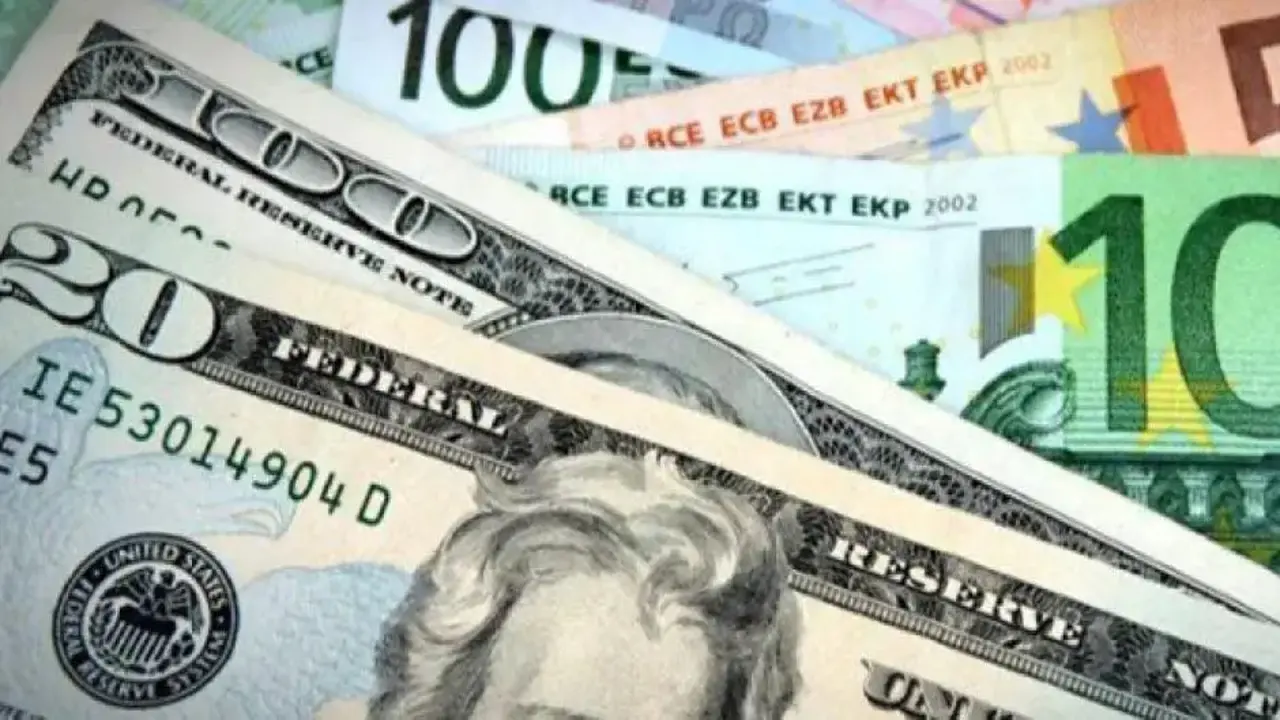 Dolar ve Euro'da günün ilk rakamları!