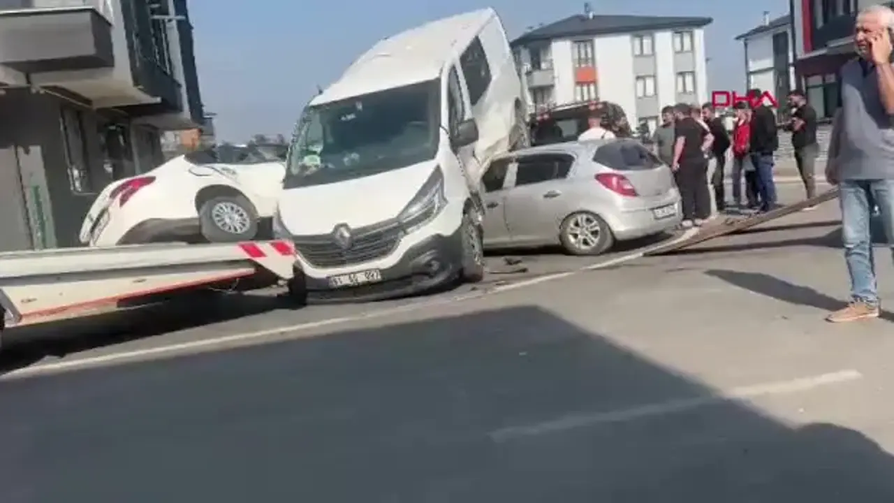 Düzce'de zincirleme kaza: Yaralılar var