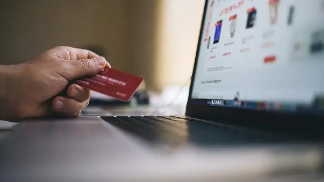 E-ihracatta hedef büyüdü: Rota 35 ülke, gelir 6,4 milyar dolar