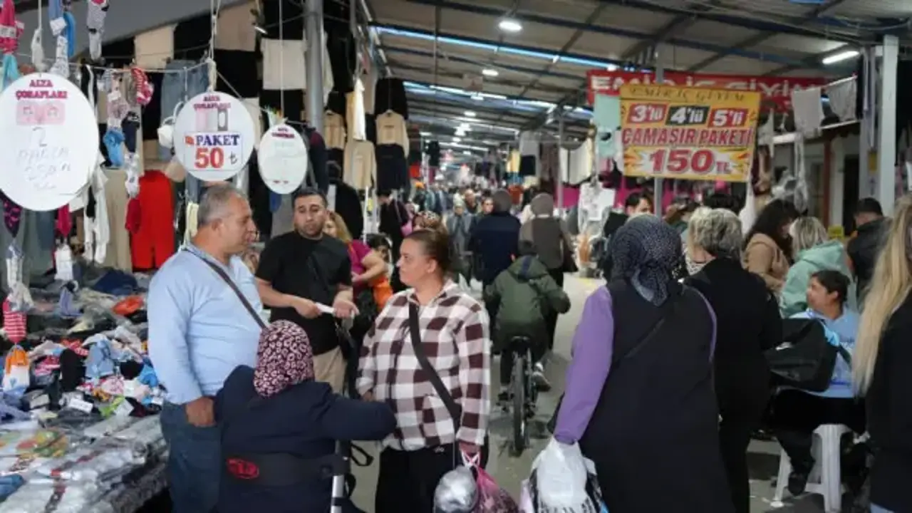 Edirne'de Bulgarların yoğunluğu esnafı sevindirdi