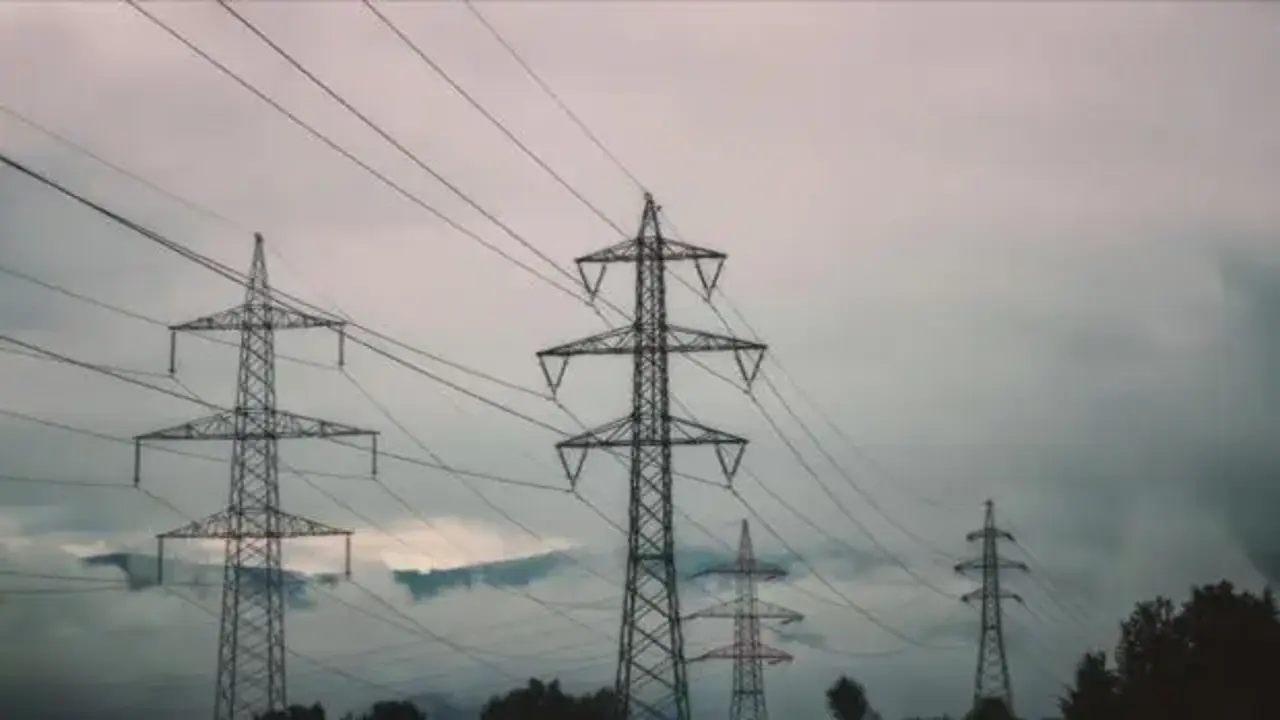 Elektrik şebekelerine sabotaj! Şüpheli patlayıcılarla yakalandı