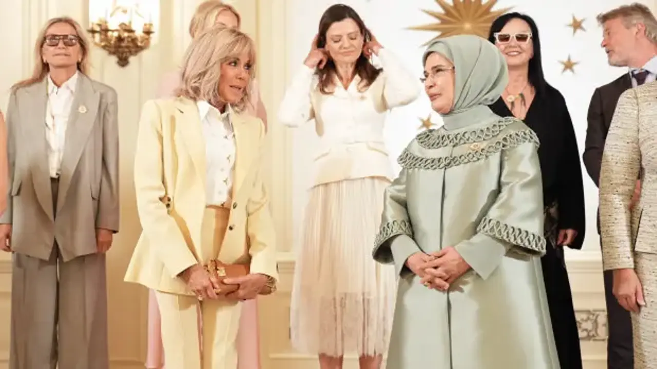Emine Erdoğan, NATO marjında lider eşleriyle Çankaya Köşkü'nde bir araya geldi