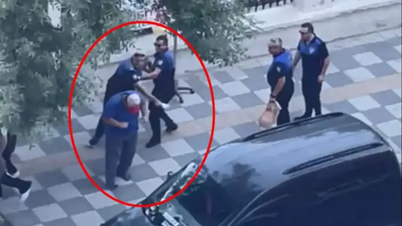 Engelli pamuk şekerciye sokak ortasında zabıta dayağı: Görevden uzaklaştırıldı
