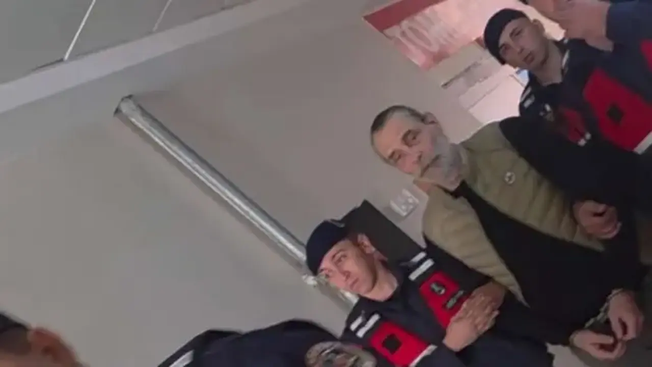 Erdal Beşikçioğlu hastanede görüntülendi!