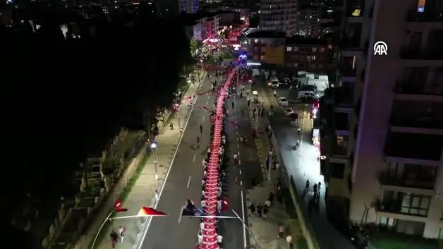 Esenler'de tüyleri diken diken eden manzara: 253 metrelik devasa kortej!