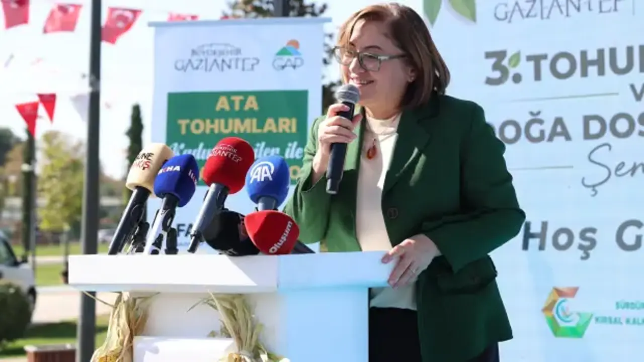 Fatma Şahin: Biz tohuma döndük!