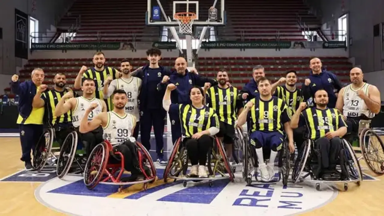 Fenerbahçe ile Beşiktaş şampiyonluk için karşı karşıya!