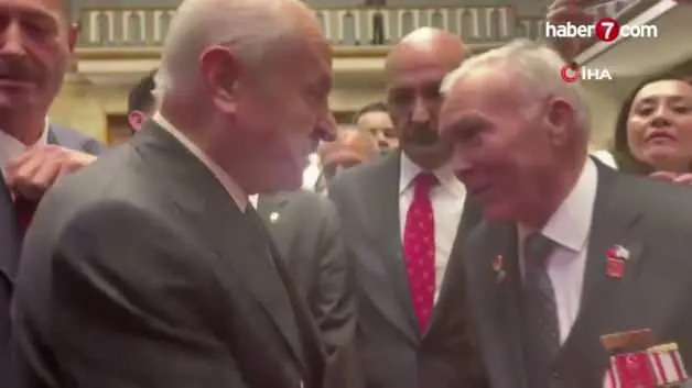 Galatasaray mı? Fenerbahçe mi? Bahçeli’den ters köşe yapan cevap
