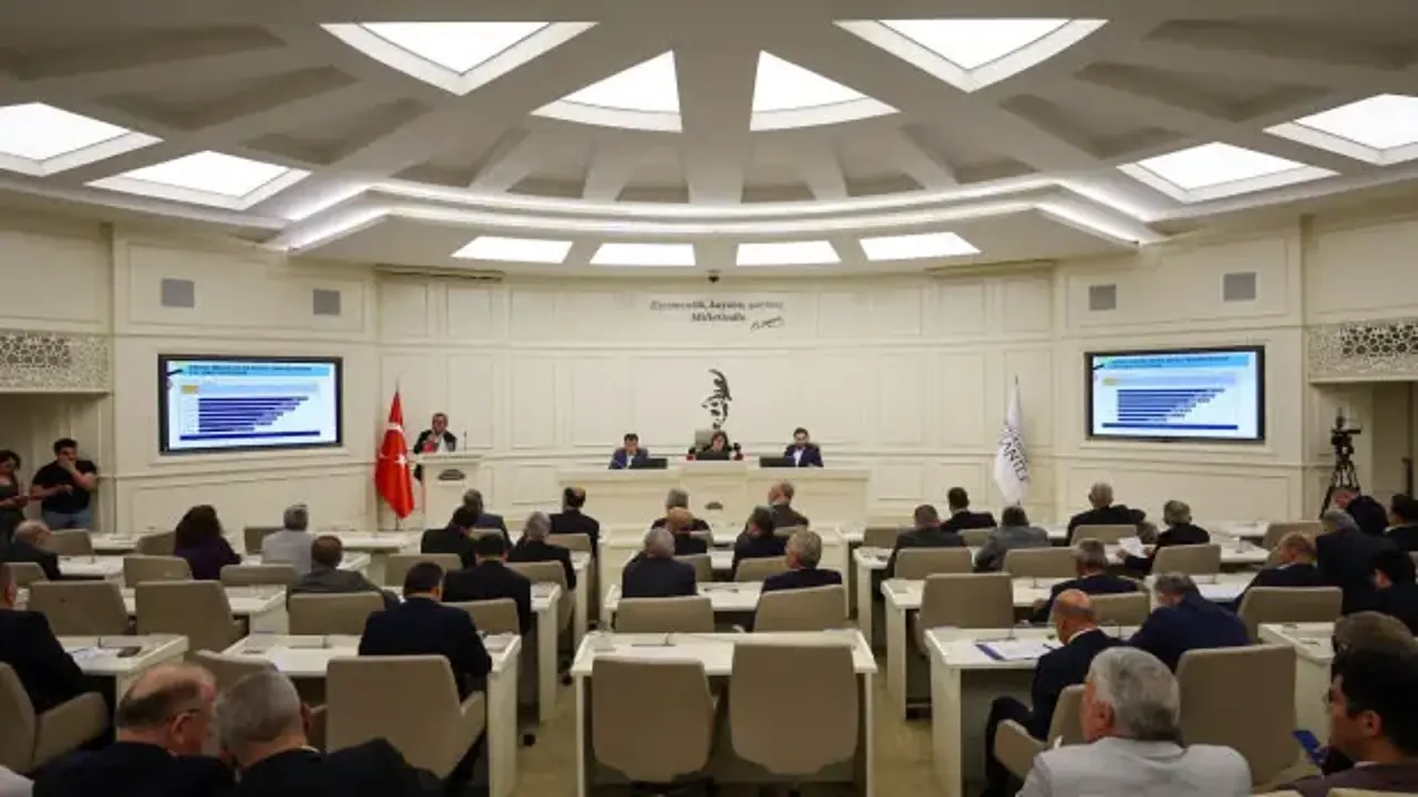 Gaziantep Büyükşehir Belediyesi Meclisi'nde gündem haşereyle mücadele
