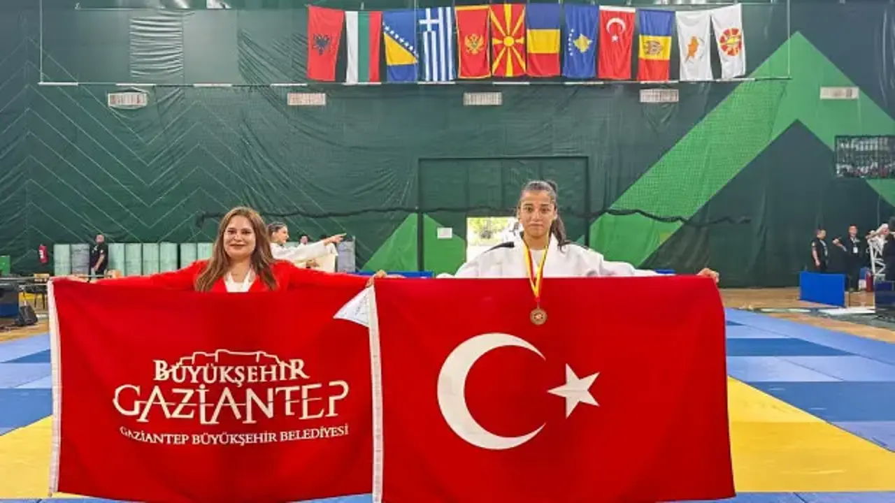 Gaziantep Büyükşehir'den 7'den 70'e hizmet seferberliği