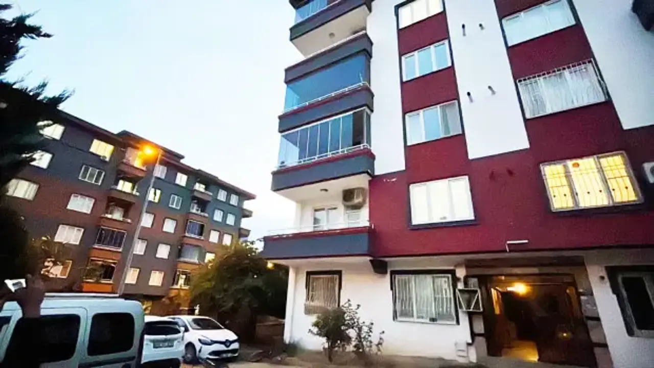 Gaziantep'te gizemli olay: Ailecek pencereden düştüler