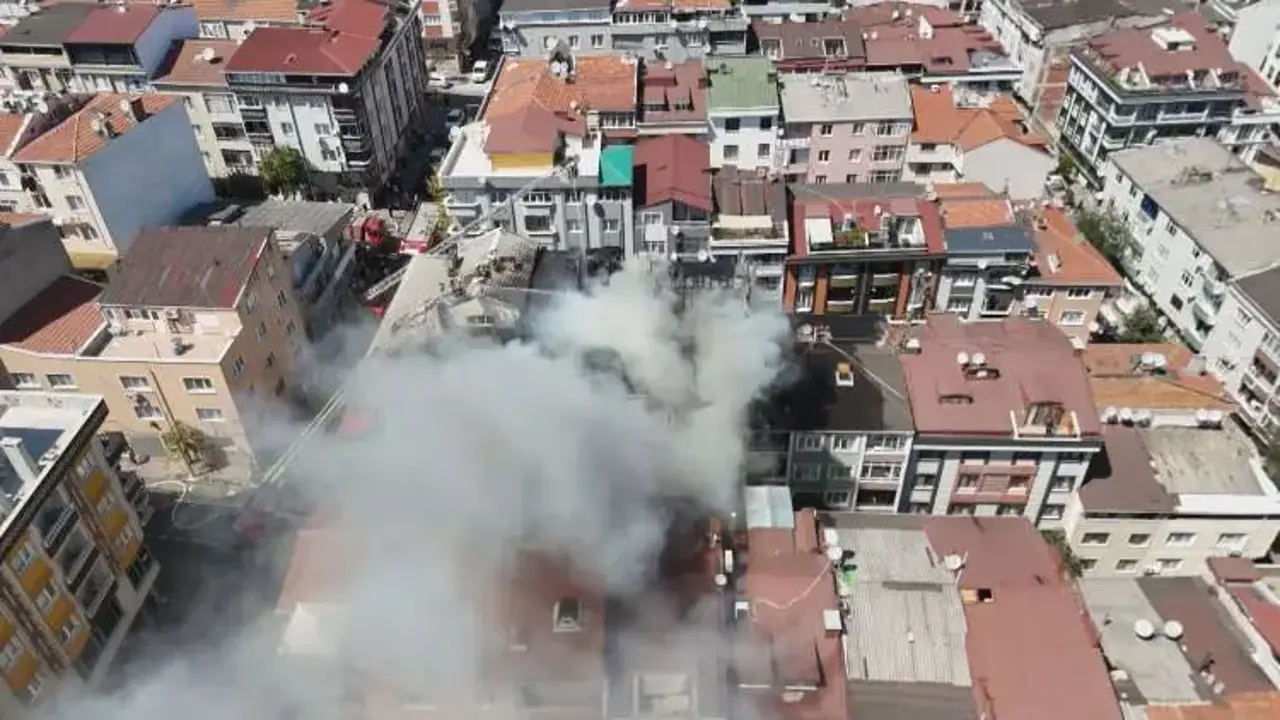 Gaziosmanpaşa'daki bina yangınından kahreden haber! Bir kişinin cansız bedeni bulundu!