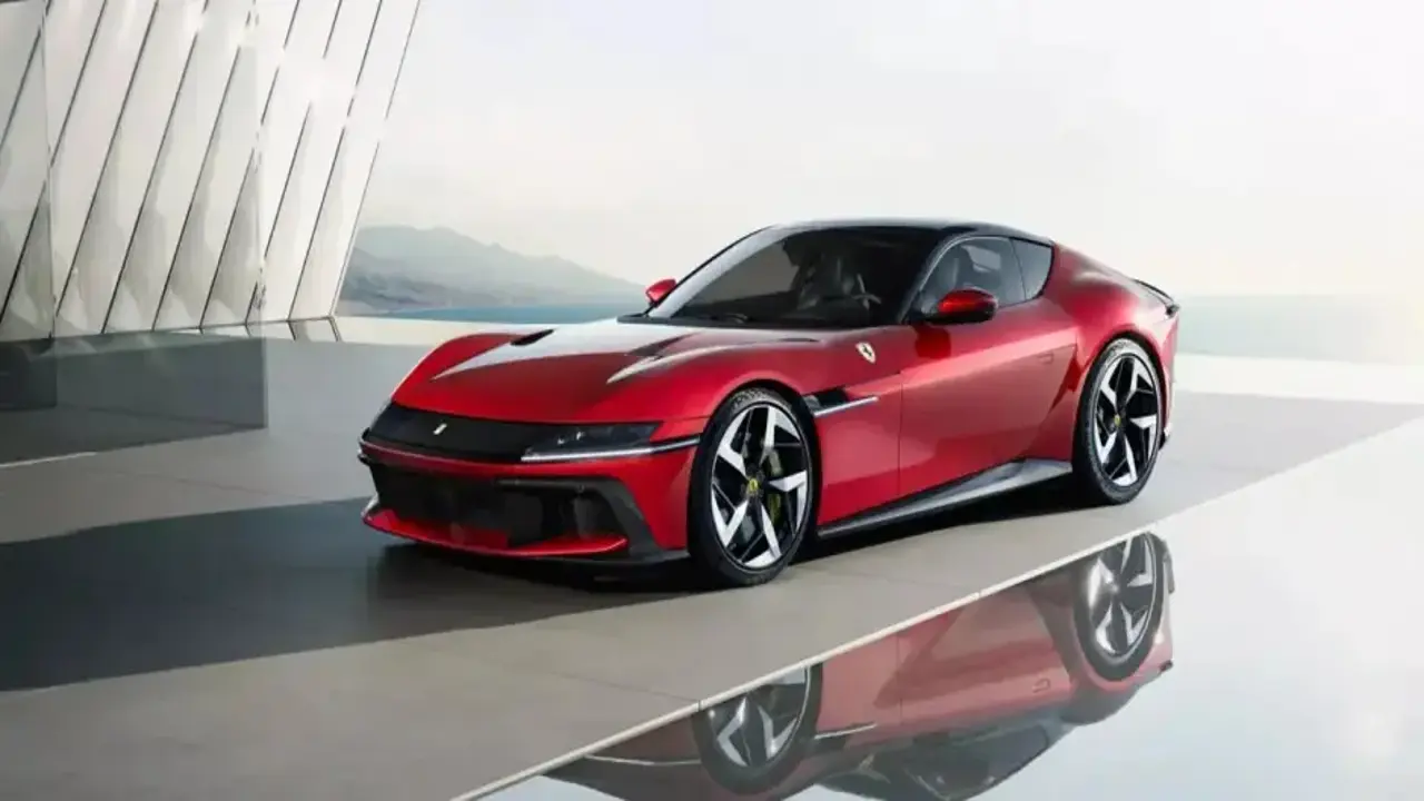 Geçmişle geleceğin buluşması: Ferrari'nin yeni hibrit vites sistemi sızdırıldı