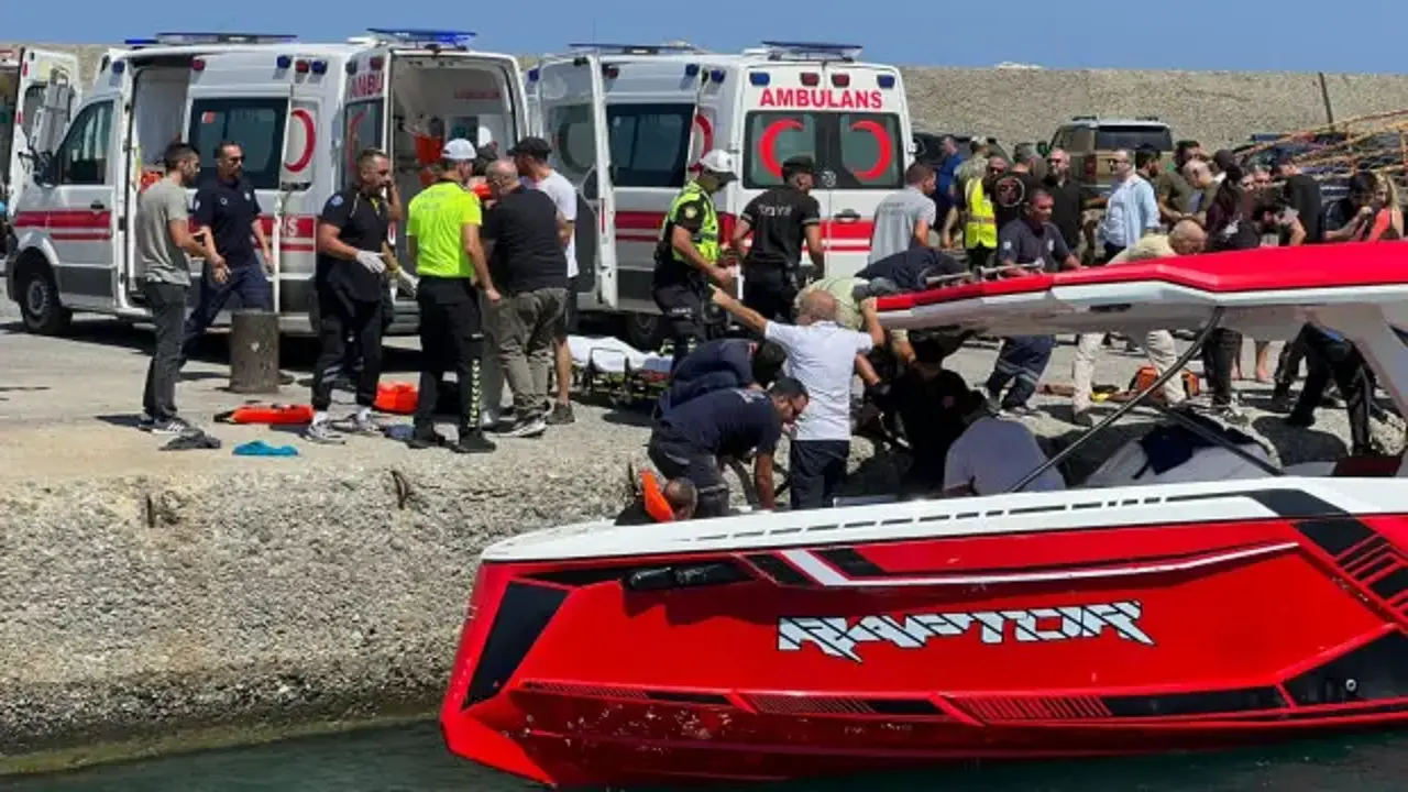 Girne'deki gemi faciasında şoke eden iddia: Halatlarını kestiler...