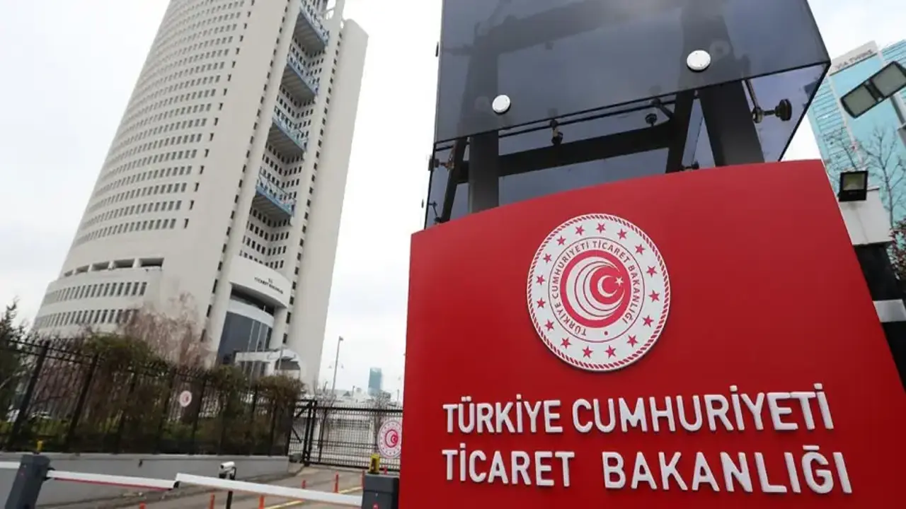 Gümrüklerdeki tasfiyelik eşyaların e-ihaleyle satışından 2,7 milyar lira gelir sağlandı