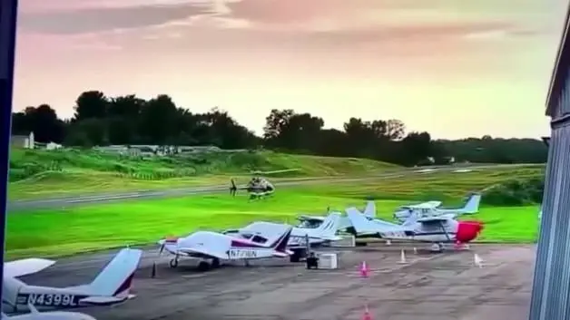Havada dehşet anları: Uçak ile helikopter çarpıştı!